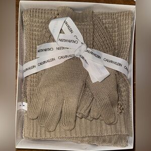Calvin Klein Taupe Knit Glove and Scarf Gift Set